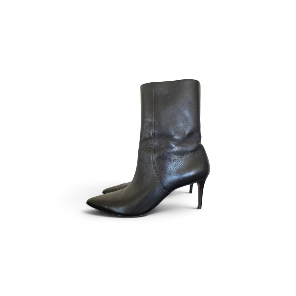 Schutz Mikki Stiletto Black Ankle Leather Bootie sz 8B Old Money Minimalist